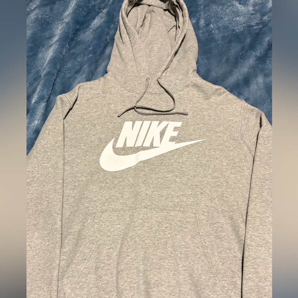 Nike Gray Graphic Fleece Hoodie